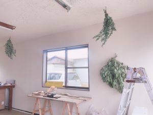 【開店へ向けて改装中】2020.7.12｜テーブルDIY